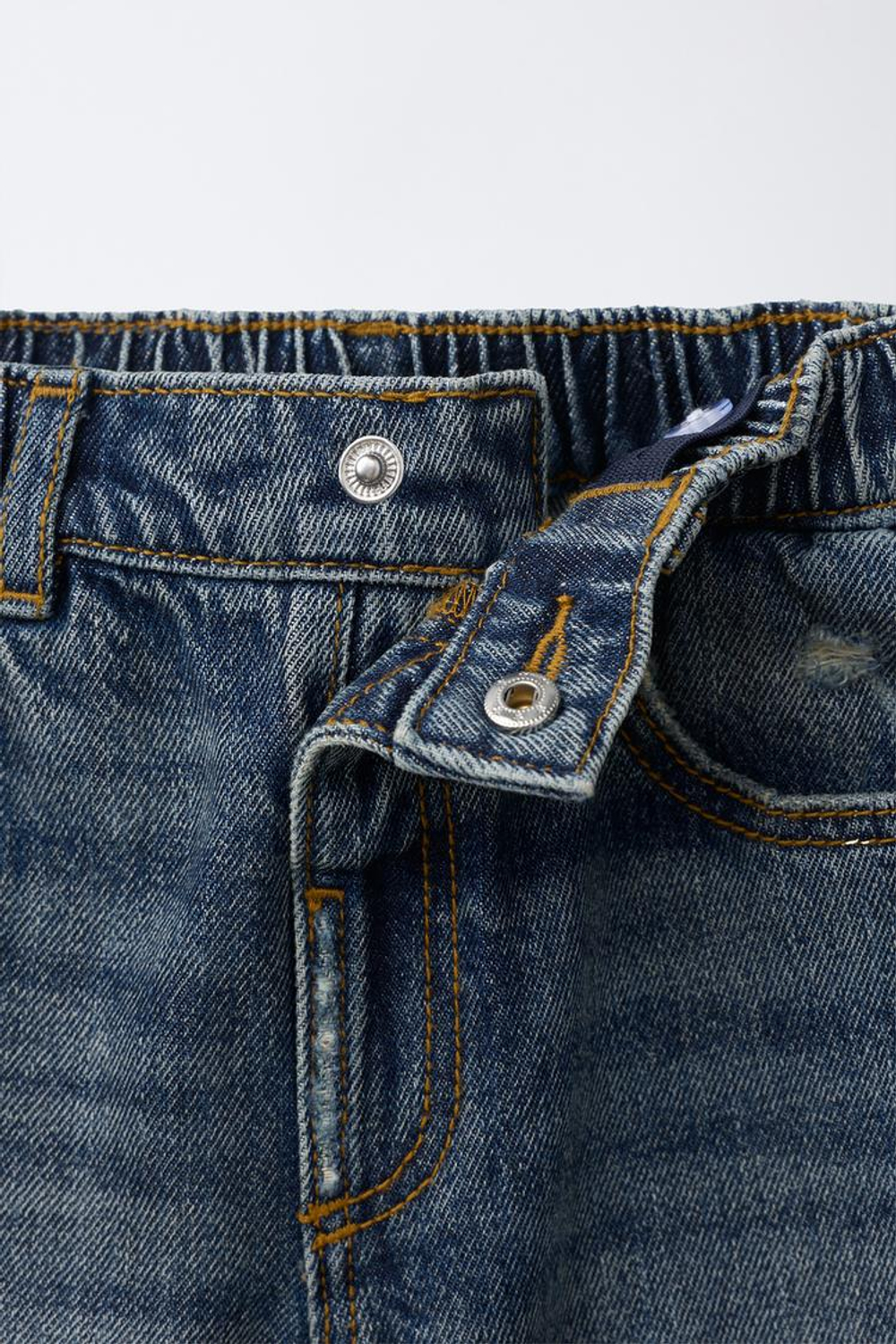 ZARA ДЖИНСЫ ПРЯМОГО КРОЯ С РАЗРЕЗАМИ, ИНДИГО