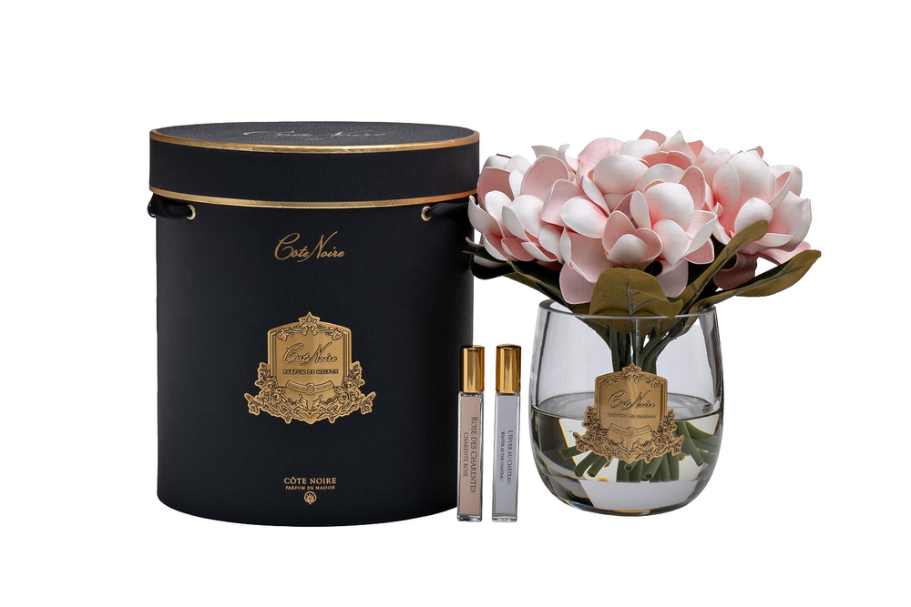 Букет магнолий ароматизированный и 2 спрея 10мл Cote Noire Magnolia pink в вазе Garda Decor