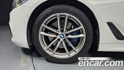 BMW 5-Series 530i M Sport Package Plus — 2017