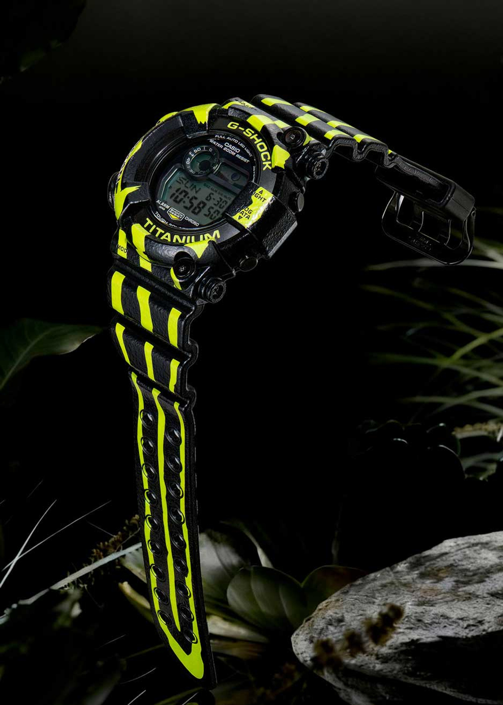 Часы Casio GW-8200TPF-1