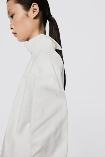 Massimo Dutti Рубашка оверсайз из поплина с высоким воротником - Limited Edition, белый
