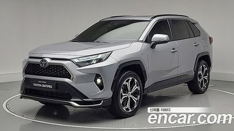 Toyota RAV4 2.5 4WD PHEV XSE — 2025