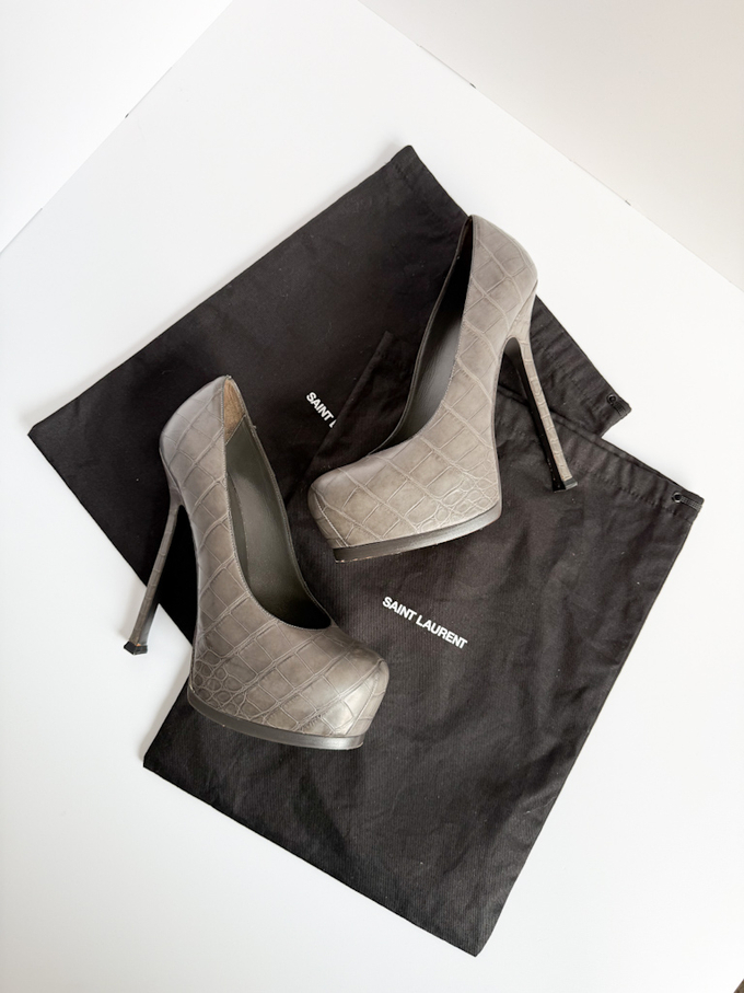 Кожаные туфли Saint Laurent, 38