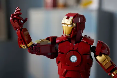 Конструктор LEGO Marvel 76344 Iron Man Mark 3 Collectors Edition