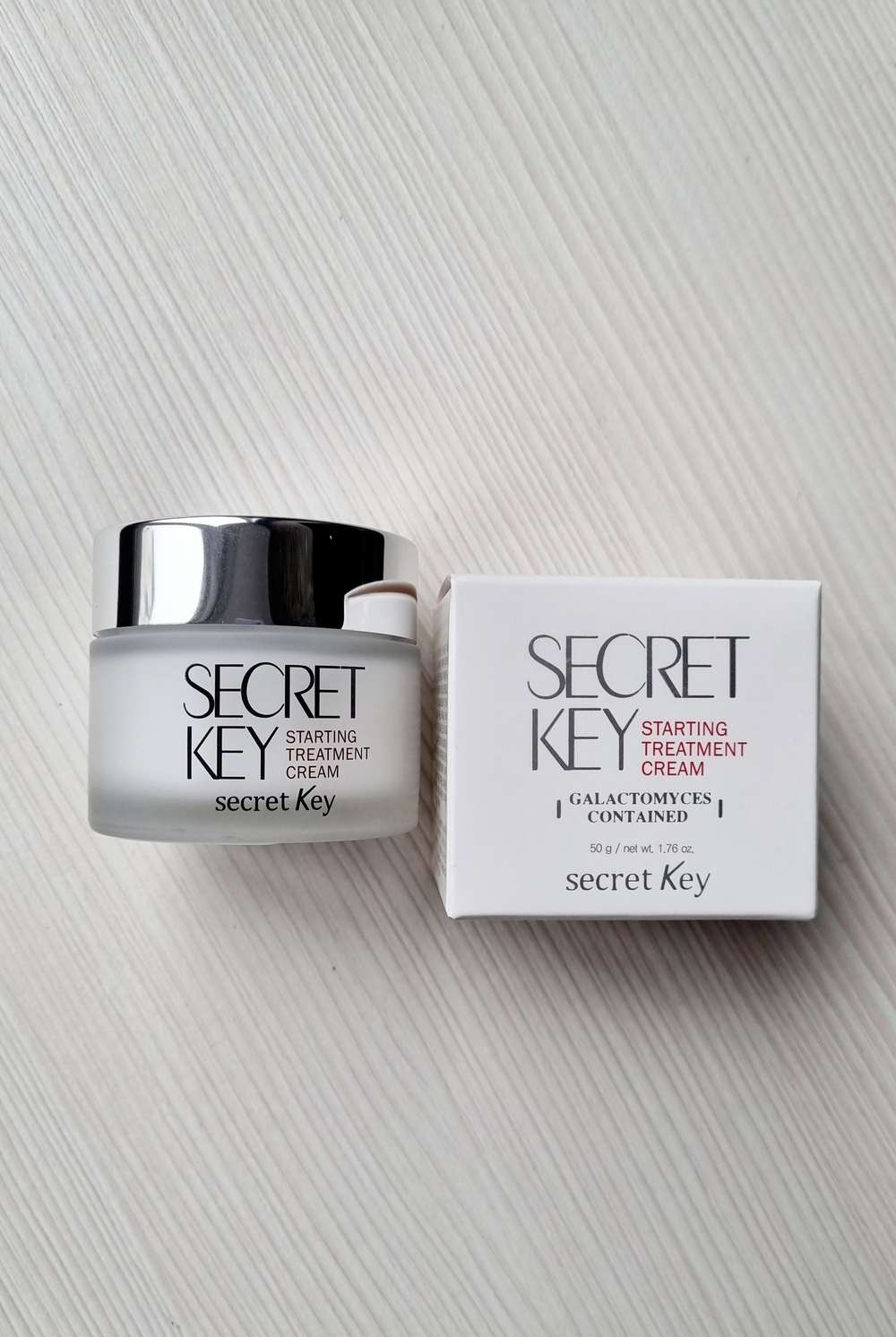 Лечебный увлажняющий успокаивающий крем с экстрактом галактомисис SECRET KEY Starting Treatment Cream, 50 мл
