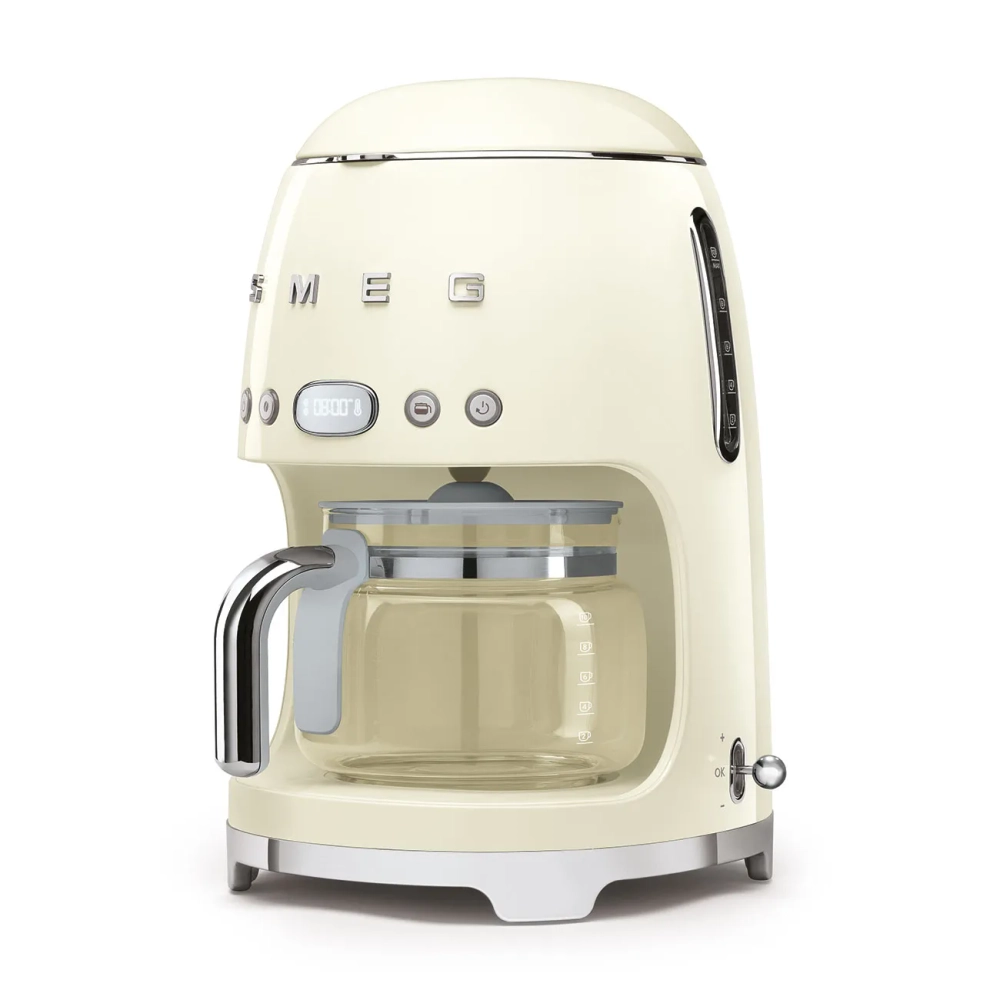 Кофеварка капельная Smeg DCF02CREU кремовая