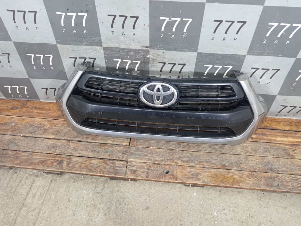 Решетка радиатора Toyota Hilux 8 20-26 Б/У Оригинал 531000KG60