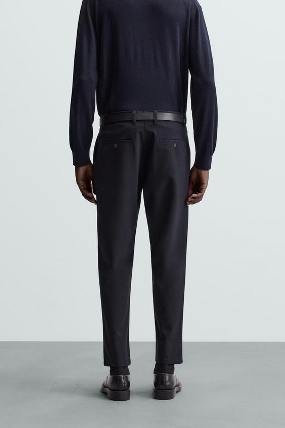 ZARA БРЮКИ ЧИНОС ИЗ КОМФОРТНОЙ РЕЛЬЕФНОЙ ТКАНИ, МОРСКОЙ ТЕМНО-СИНИЙ
