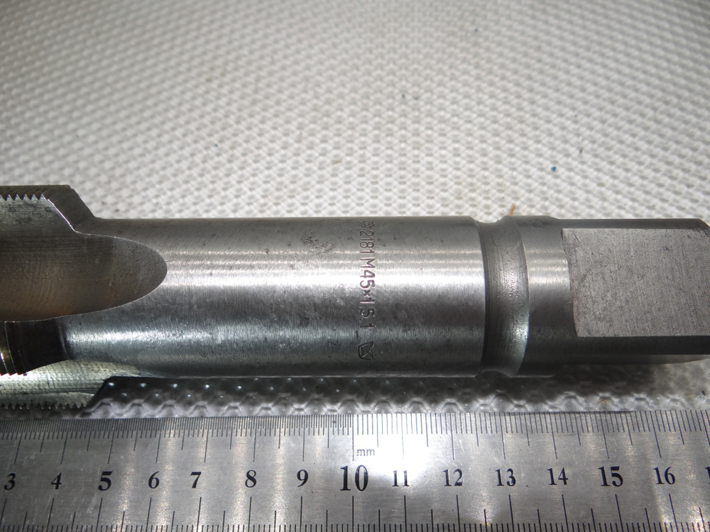 Метчик м/р правый М45×1,5