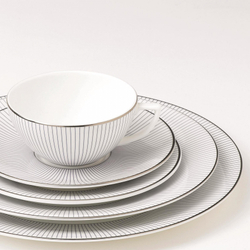 Wedgwood Десертная тарелка Jasper Conran Pin Stripe 18 см 50150209542