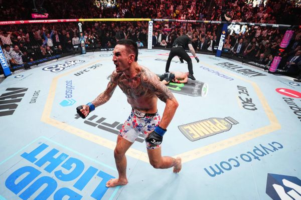 UFC официально изменила систему рейтингов. Дана Уайт отказался от голосования журналистов UFC официально изменила систему рейтингов. Дана Уайт отказался от голосования журналистов