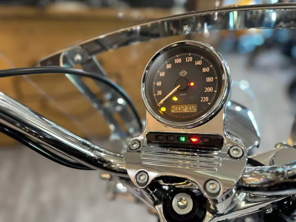 Harley-Davidson Superlow 1200 2020 vivid black