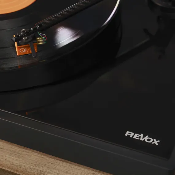 Revox T700 Studio Master Turntable Black