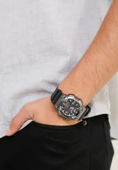Электронные часы Casio AQ-S810W-1A4