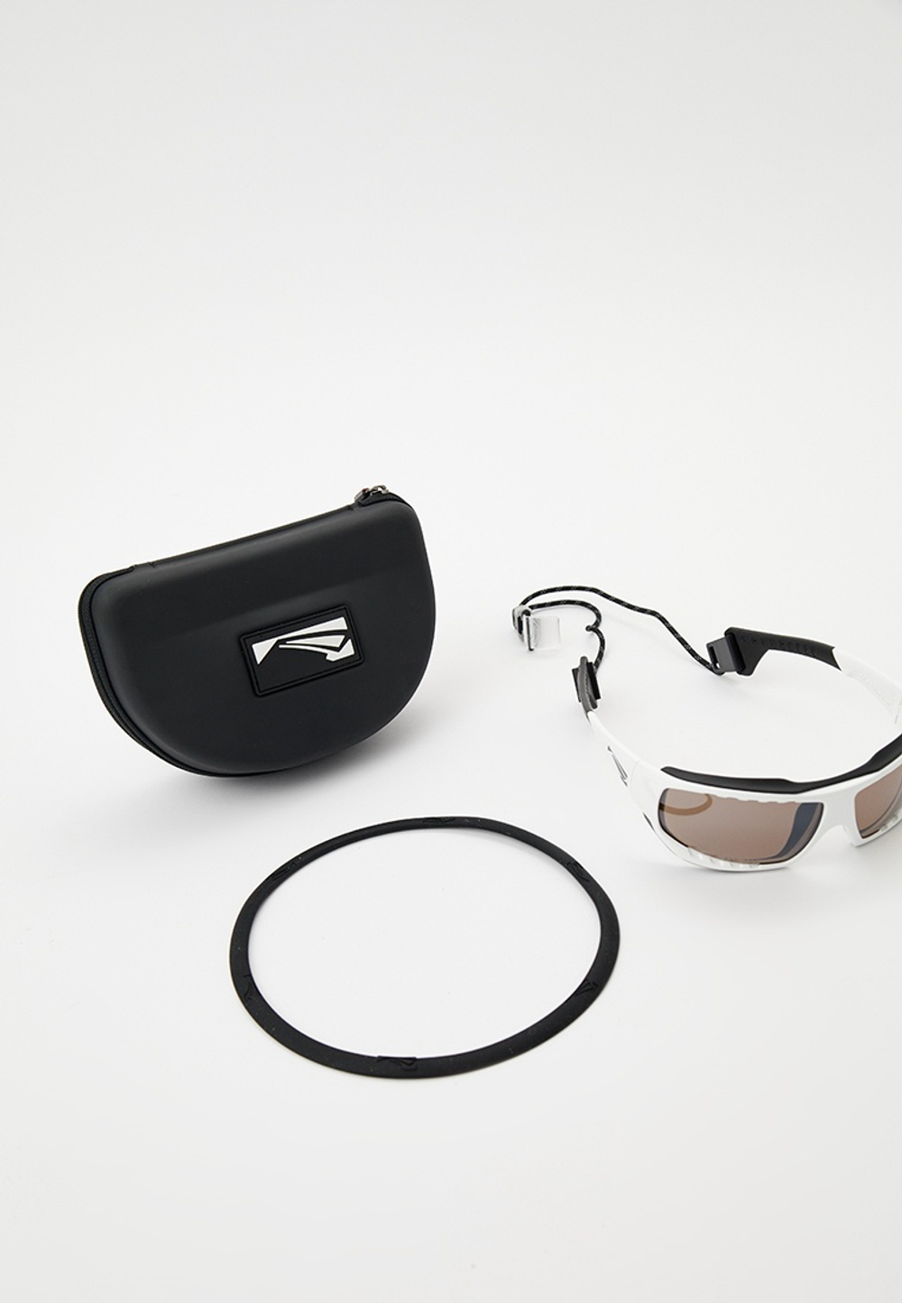 Спортивные очки LiP Typhoon / Gloss White - Black / Zeiss / PA Polarized / Methane Smoke Lens