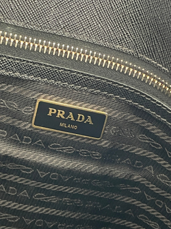 Сумка Prada