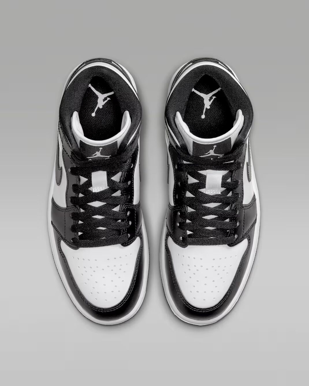 Air Jordan 1 Mid Женская обувь - NIKE