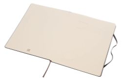 Блокнот Moleskine Classic XLarge нелинованный с твердой обложкой (QP092)