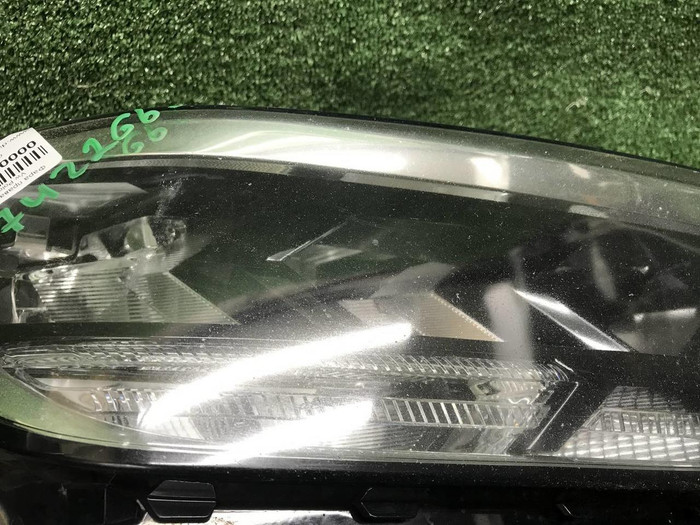 Фара правая VW Polo 6 (2020-2022) LED