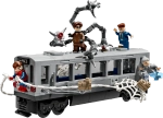 Конструктор LEGO Marvel 76321 Человек-паук против: Сцена в поезде метро с Доком Оком
