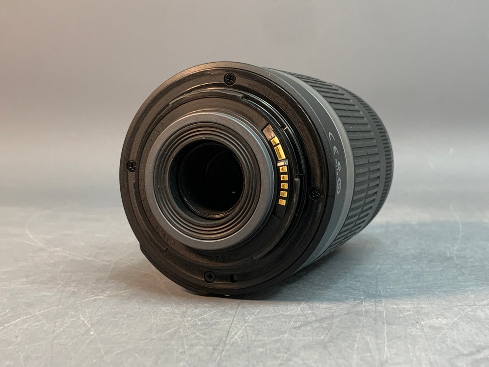 Canon EF-S 55-250mm 4-5.6 IS