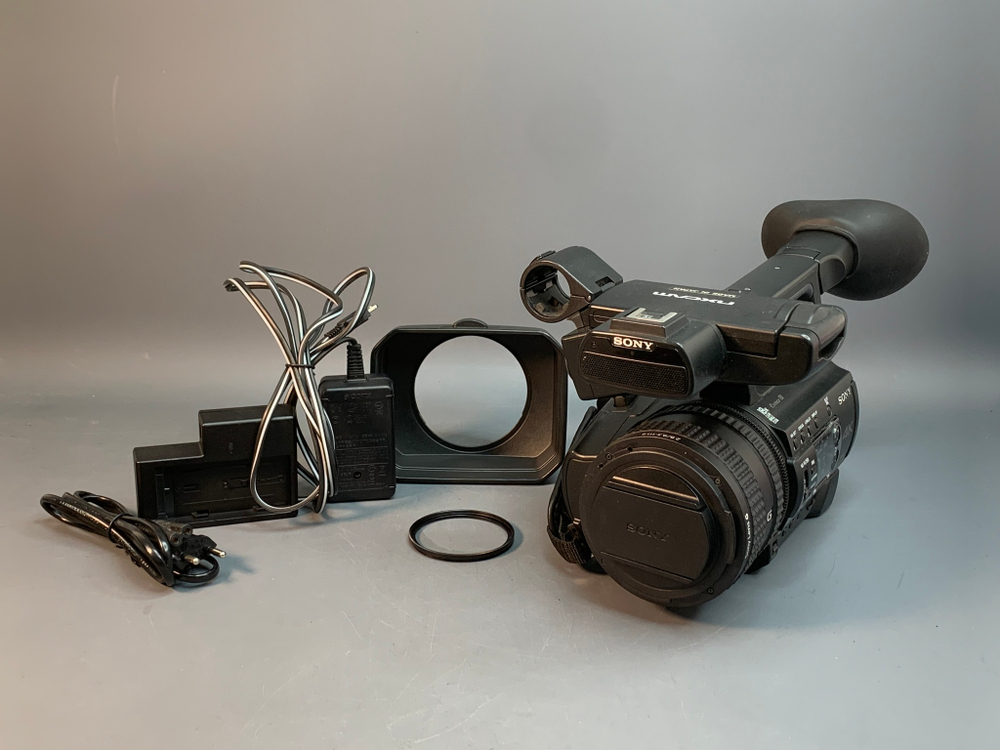 Sony HXR-NX200