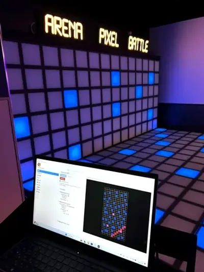 Интерактивный светодиодный пол «Арена Pixel battle»