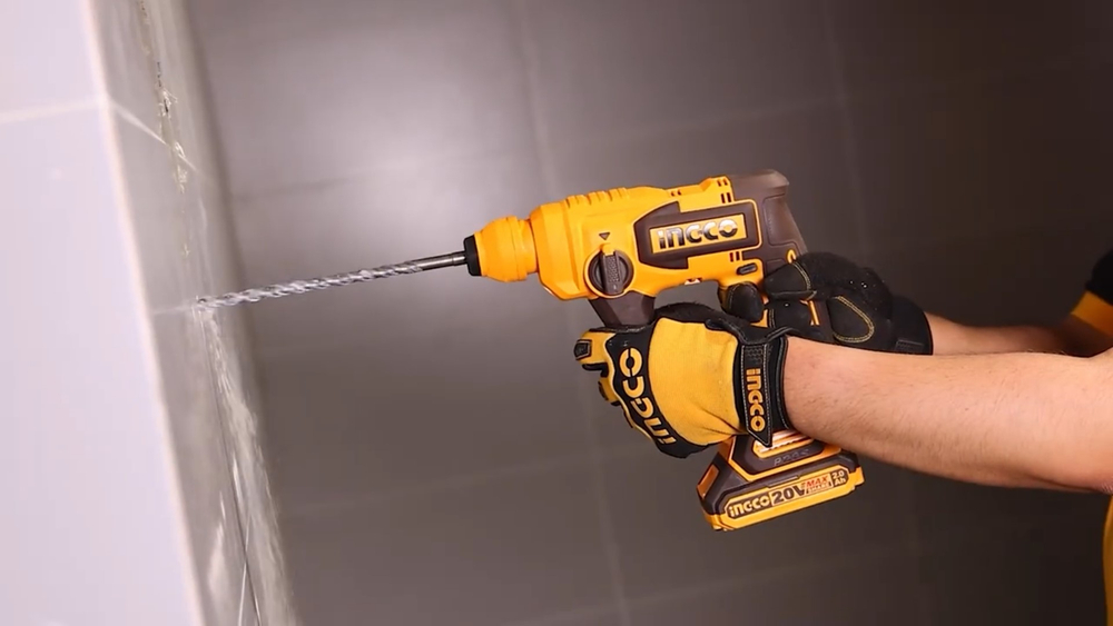 Аккумуляторный бесщеточный перфоратор INGCO CRHLI20188 INDUSTRIAL 20 В 1,8 Дж