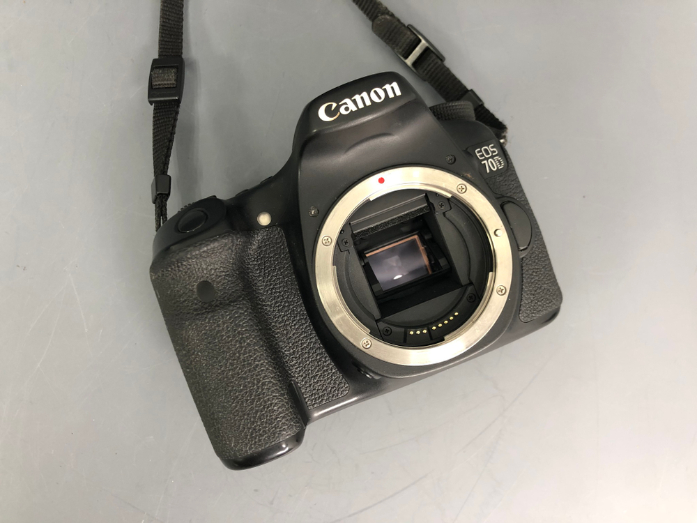 Canon EOS 70D 21.000 кадров