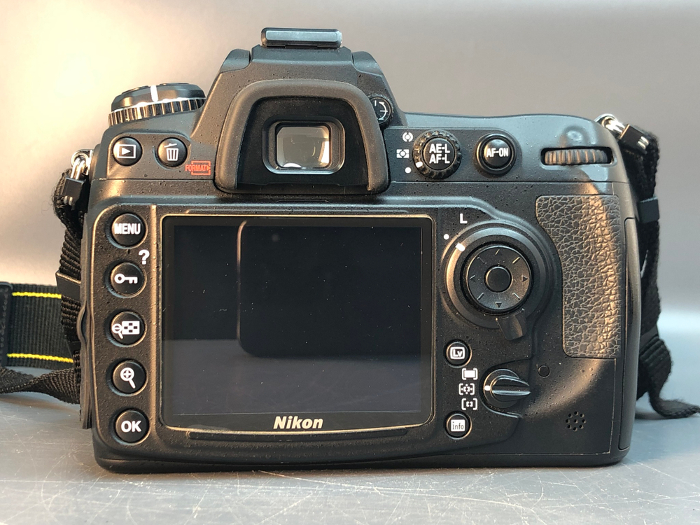 Nikon d300s 33301 кадров