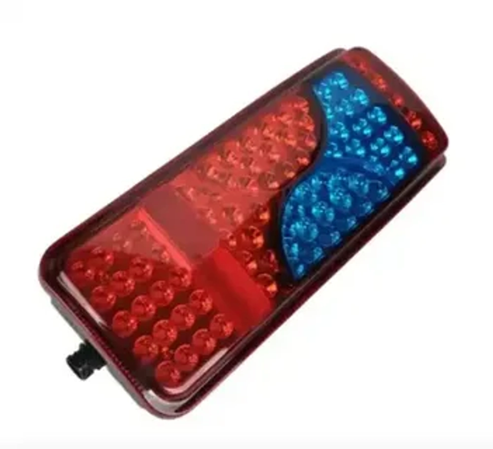 Фонарь задний UNIVERSAL, MAN TGA 025 12-24В Правый, синий с АМР разъемом LED Новинка