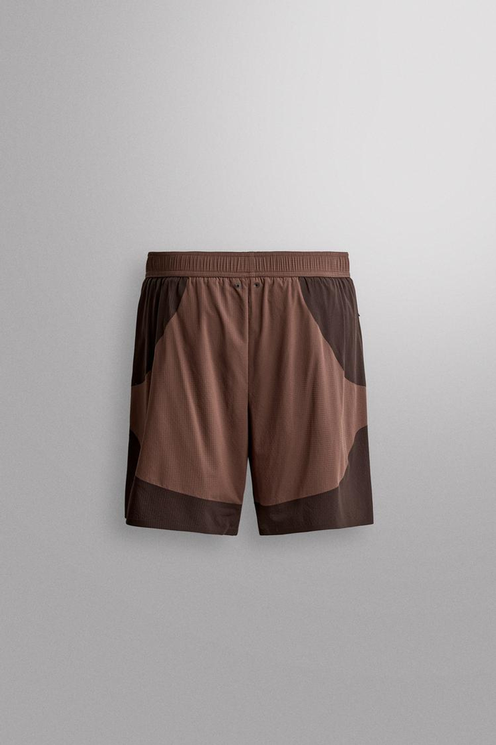 ZARA СПОРТИВНЫЕ ШОРТЫ 9" В СТИЛЕ КОЛОР-БЛОК, КОРИЧНЕВЫЙ