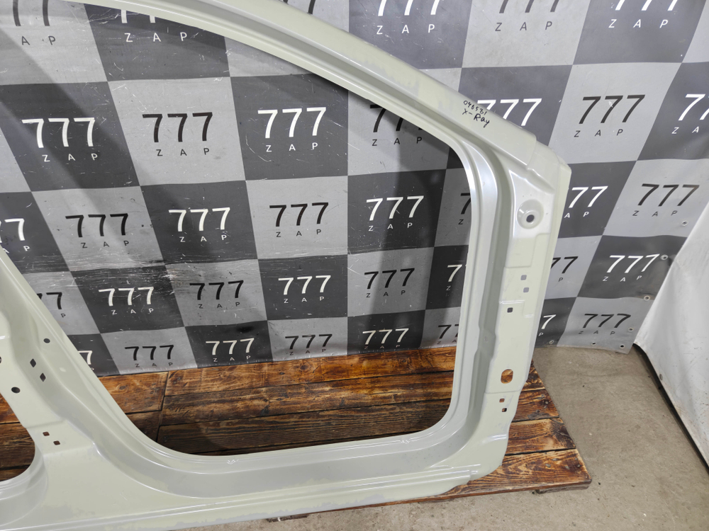 Боковина правая LADA X-Ray 15-22 Новая Оригинал 760222198R
