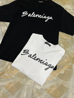Футболка Balenciaga