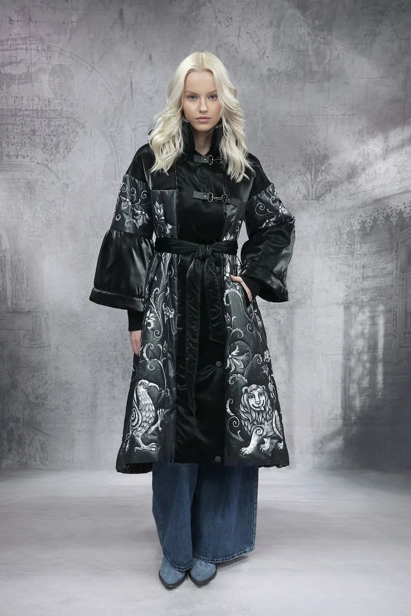 Coat “Knyazhna. Bas-Reliefs in Linocut” (A. Ostrovskaya)