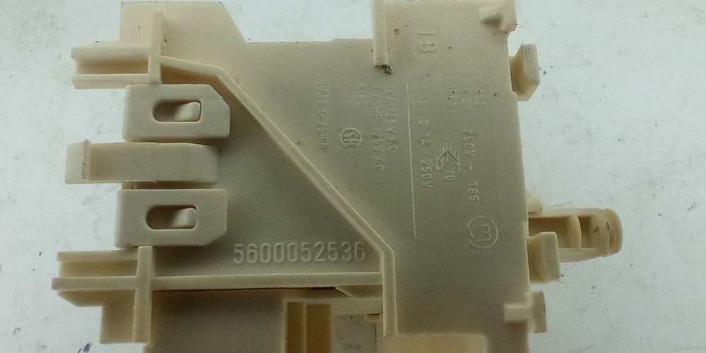13 Кнопка сетевая посудомоечной машины Bosch, Siemens 5600052536, 424410 б/у