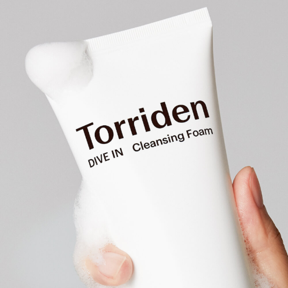 Гипоаллергенная пенка для умывания Torriden DIVE IN Low Molecular Hyaluronic Acid Cleansing Foam 150 мл