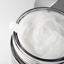 Антивозрастной пептидный крем против морщин Bueno Anti-Wrinkle Fill Up Peptide Cream, 80г