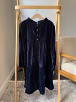 Бархатное платье BonTon, 152