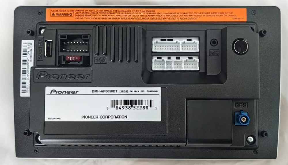 Автомобильная мультимедийная станция Pioneer DMH-AP6650BT