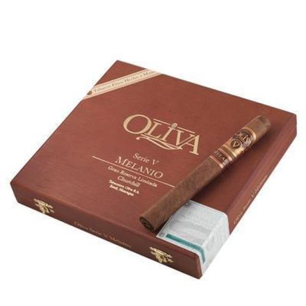 Oliva Serie "V" Melanio Churchill