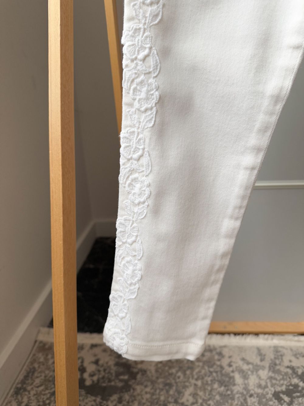 Джинсы Dolce & Gabbana, 110