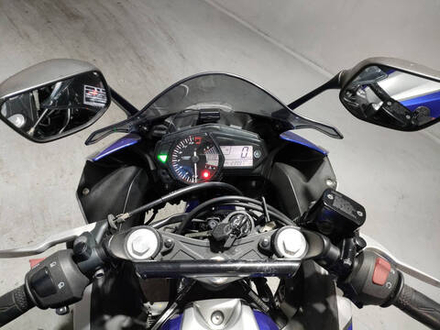 Yamaha YZF-R25 2015