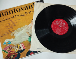 Винтажная виниловая пластинка LP Mantovani And His Orchestra Waltzes Of Irving Berlin (UK 1956)