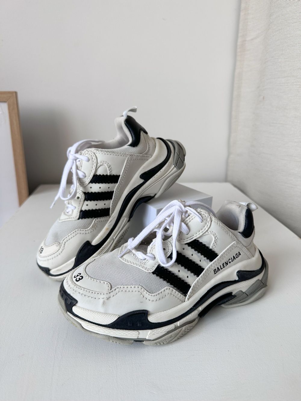 Кроссовки Balenciaga, 33