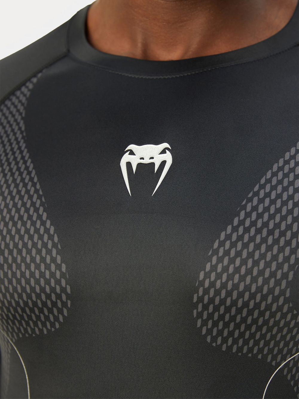 Рашгард Venum Nexus Black/Silver L/S