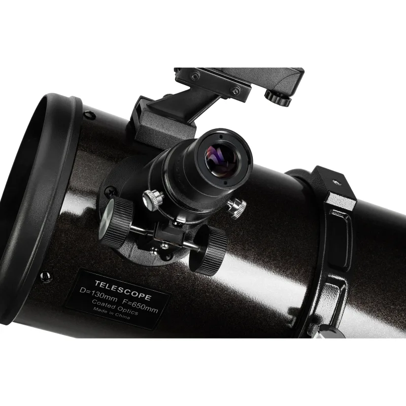 Телескоп Sky-Watcher N130P StarQuest2 EQ2 - фокусер и окуляр крупным планом