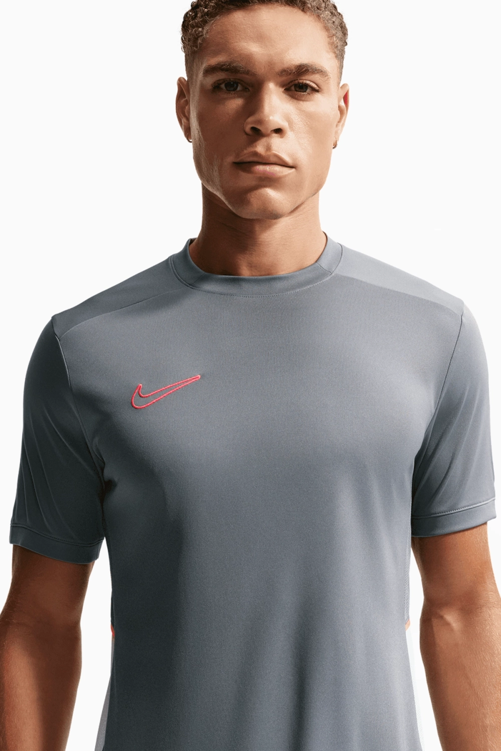 Футболка Nike Dri-FIT Academy - серый
