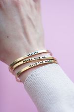 Браслет Никогда не сдавайся / Never Give Up