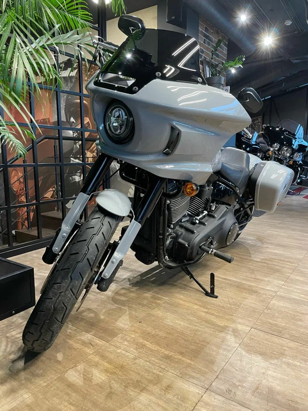 Harley-Davidson Low Rider ST
